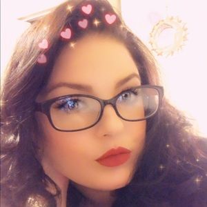 Meet your Posher, Renee